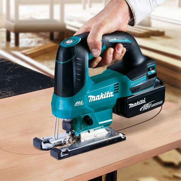 Makita 18V Brushless Jigsaw Skin 18V DJV184Z