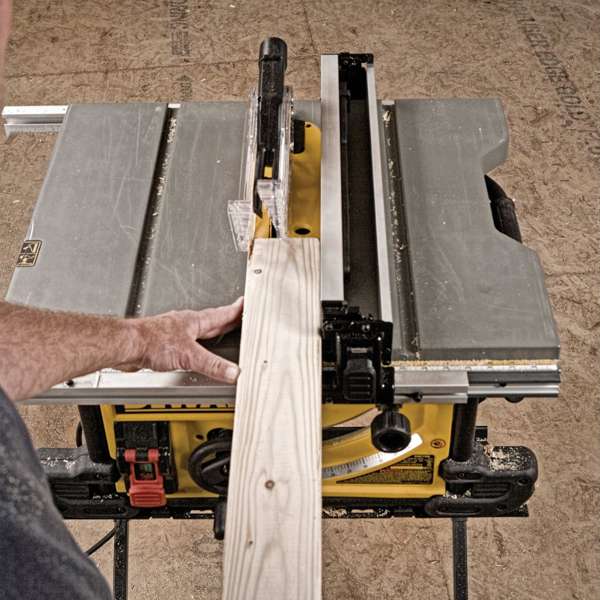 DeWalt 2000W 254mm Portable Table Saw