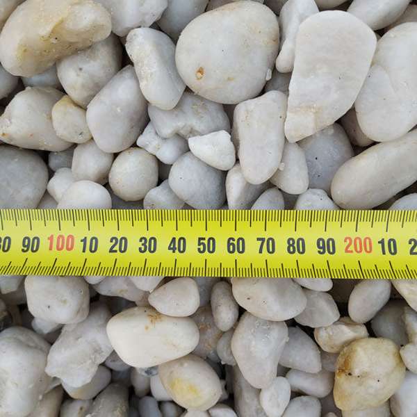 Cowra White Pebble 20mm (Loose per Ton)