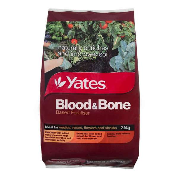 Yates Blood & Bone Traditional Fertiliser 2.5kg