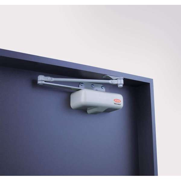 Lockwood 1022 Light Duty Hydraulic Door Closer Silver