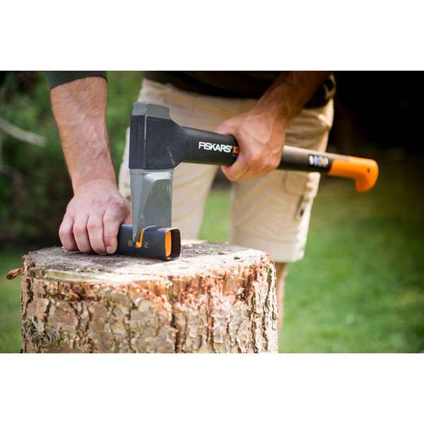 Fiskars XSharp Axe & Knife Sharpener