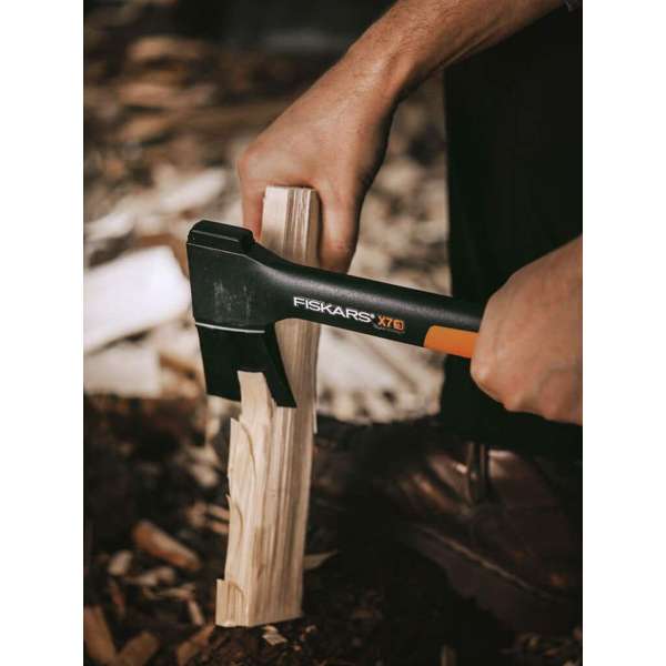 Fiskars Chopping Axe XS X7