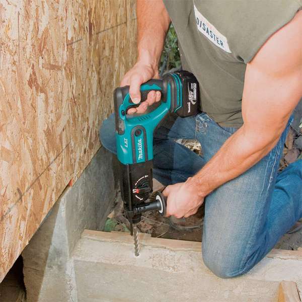 Makita 18V SDS Plus Rotary Hammer 20mm DHR202Z