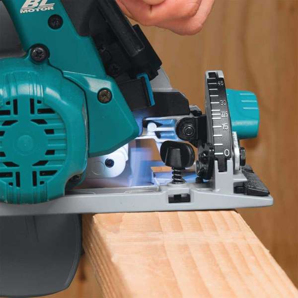 Makita 18V Brushless Circular Saw Skin 165mm DHS680Z