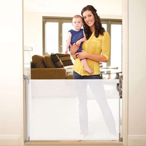 Dreambaby Retractable Gate White