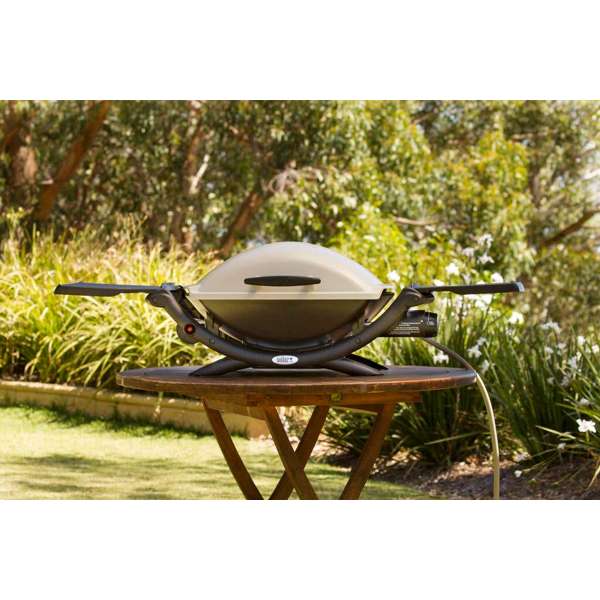 Weber Q2000 LP BBQ Titanium