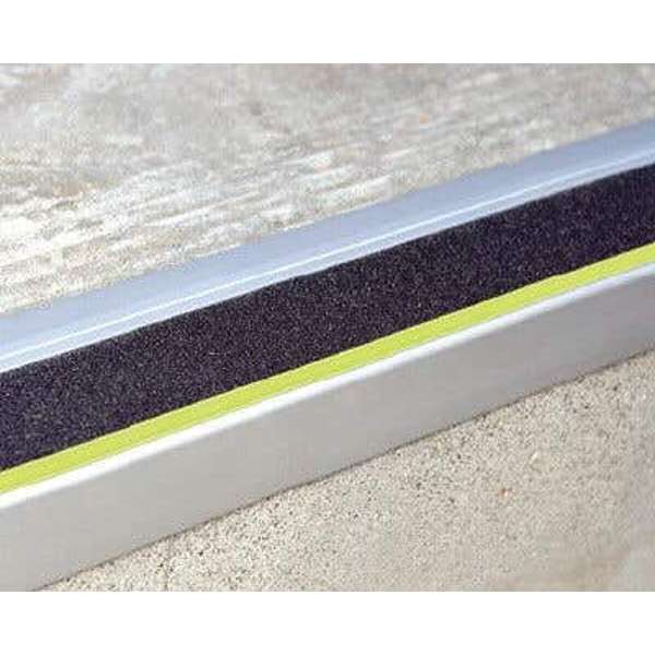 DTA Stair Tread Aluminium with Illumination 1M