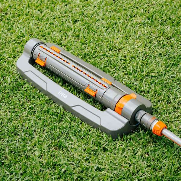 Neta Adjustable Oscillating Sprinkler 12mm