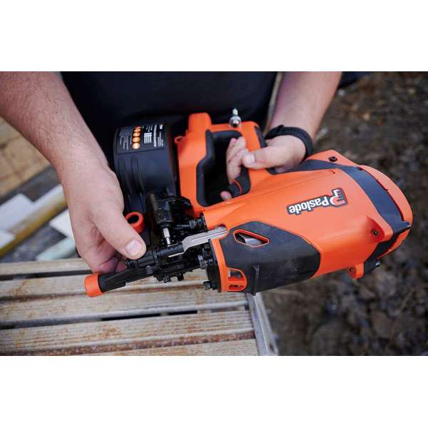 Paslode CoilMaster‚Ñ¢ Coil Nailer