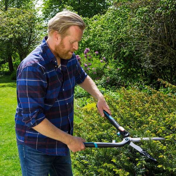 Gardena 2-in-1 EnergyCut Hedge Clippers