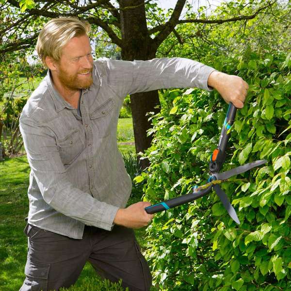 Gardena 2-in-1 EnergyCut Hedge Clippers