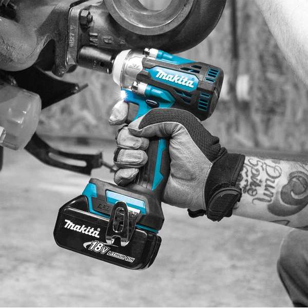 Makita 18V Brushless 1/2" Impact Wrench Skin