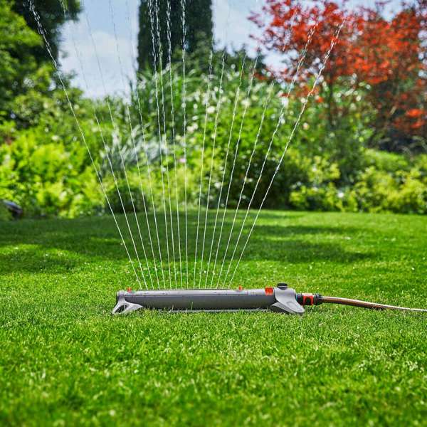 Gardena AquaZoom M Oscillating Sprinkler