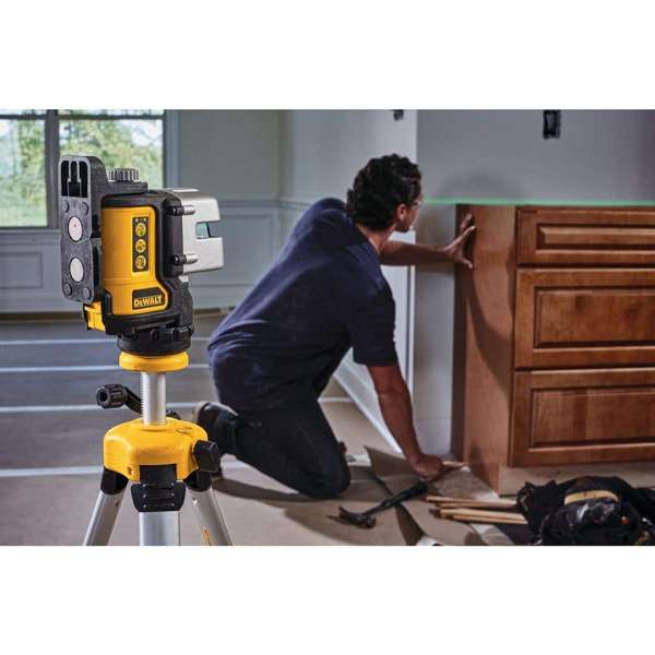 DeWalt Multiline Laser Green Beam