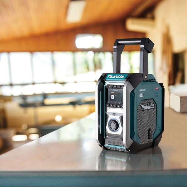 Makita 40V Max Digital Bluetooth Jobsite Radio Skin