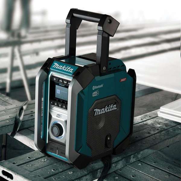 Makita 40V Max Digital Bluetooth Jobsite Radio Skin