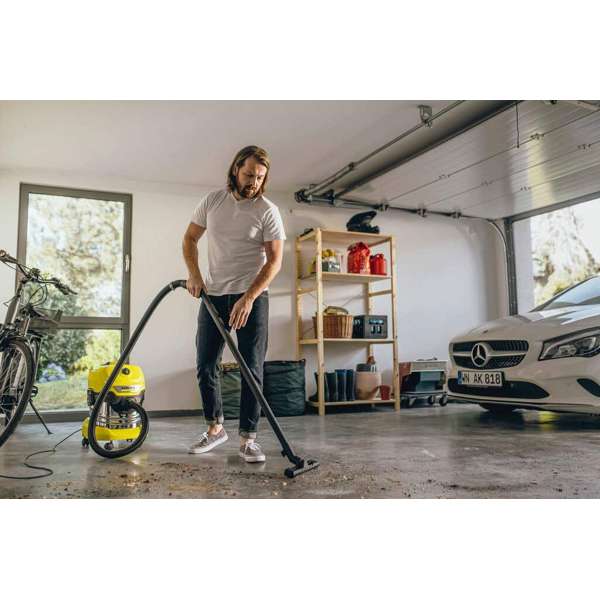 Karcher WD 4 S Wet & Dry Vacuum Cleaner