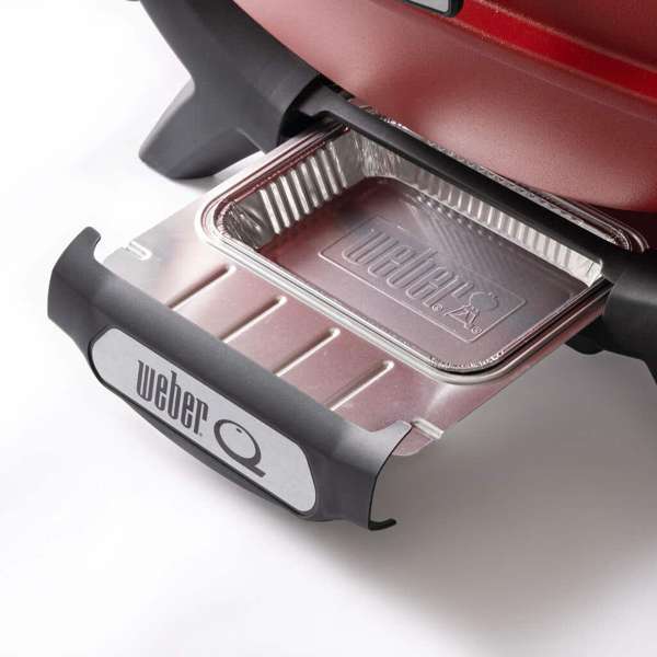 Weber Q2000N LPG BBQ Flame Red