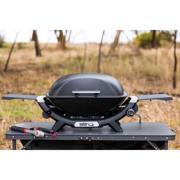 Weber Q2000N LPG BBQ Midnight Black