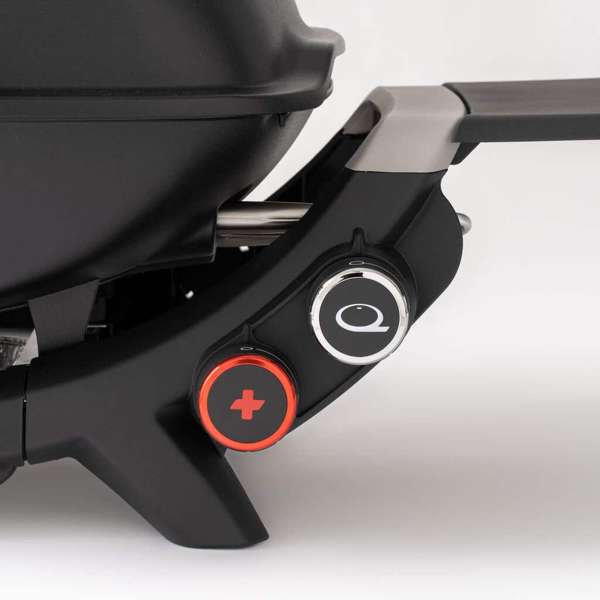 Weber Q2600N+ LPG BBQ Midnight Black