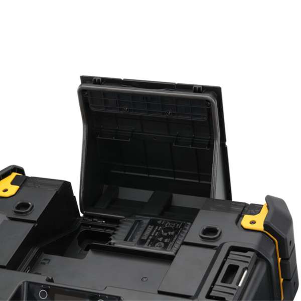 DeWalt 18-54V XR Li-Ion T-Stak Digital Bluetooth Radio & Charger