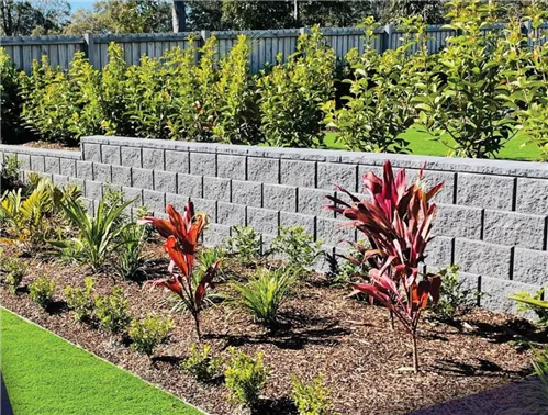 Besser Block 200 Capping Tile (40mm)