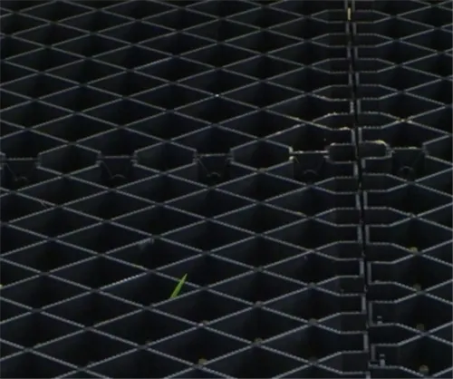 Diamond Grid Covers 0.504m2 900 x 560 x 40mm