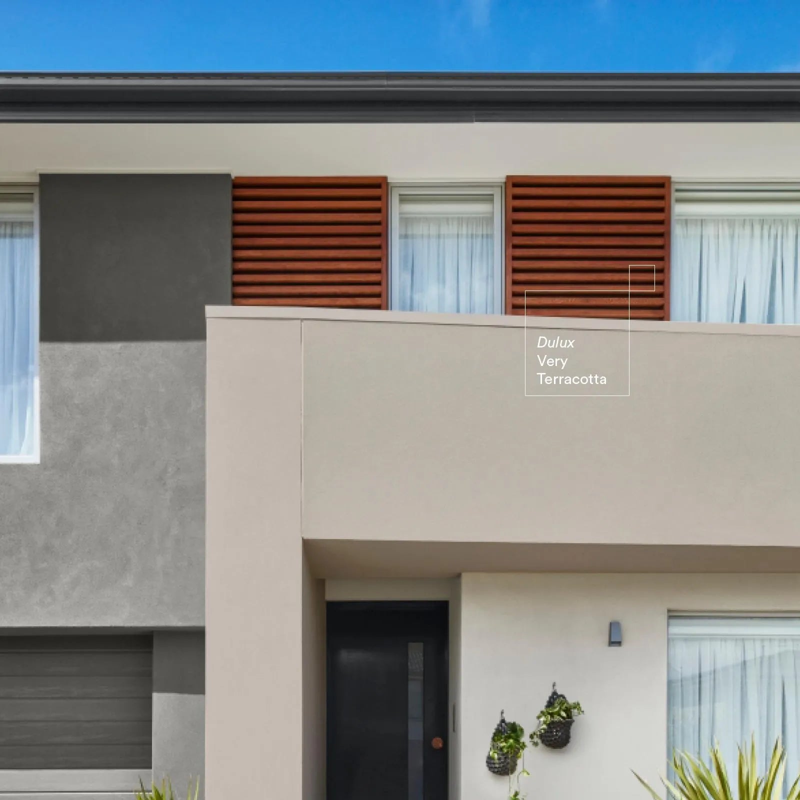 Dulux 1L Orange Low Sheen Weathershield Exterior Paint
