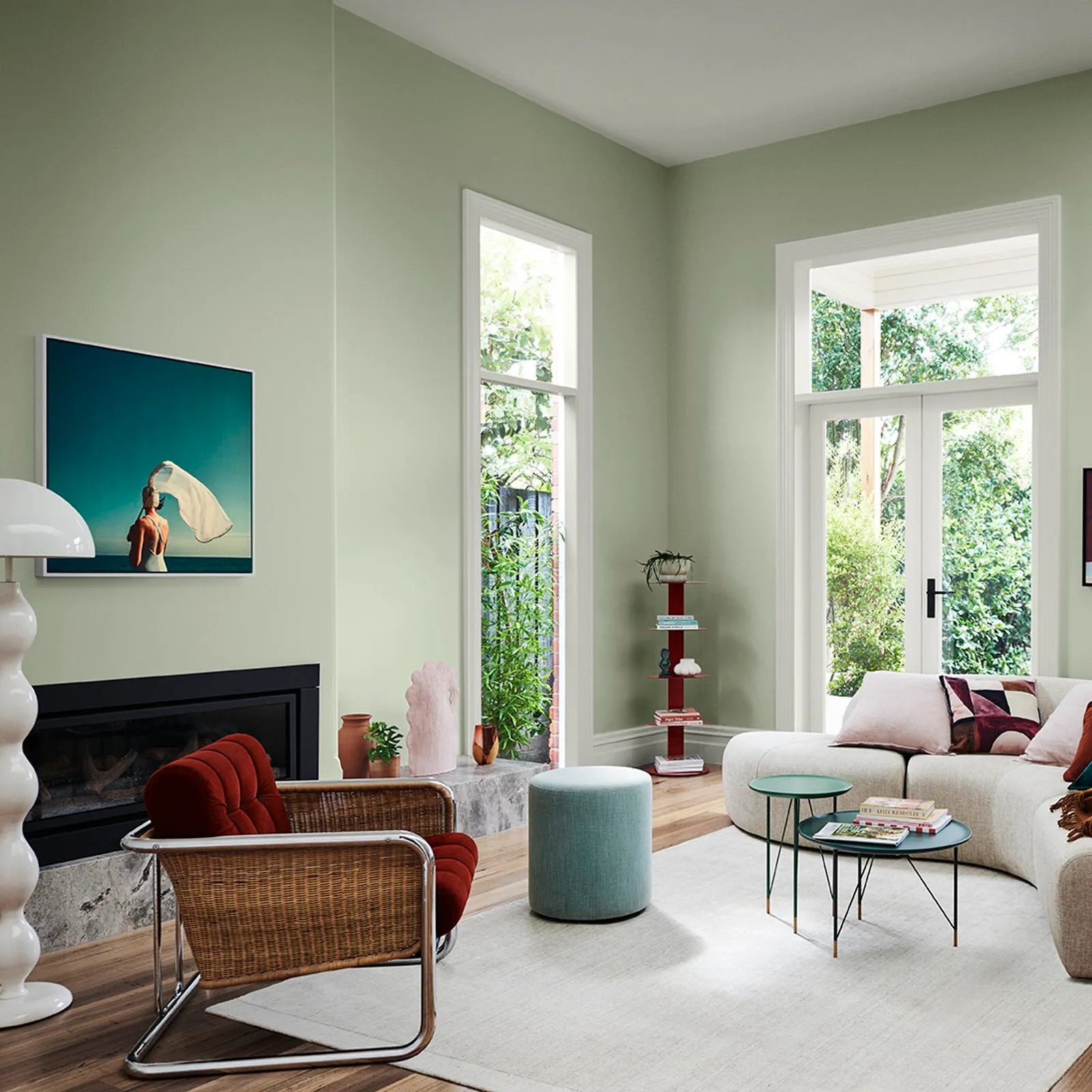 Dulux 4L Interior Paint UltraAir Low Sheen Vivid White