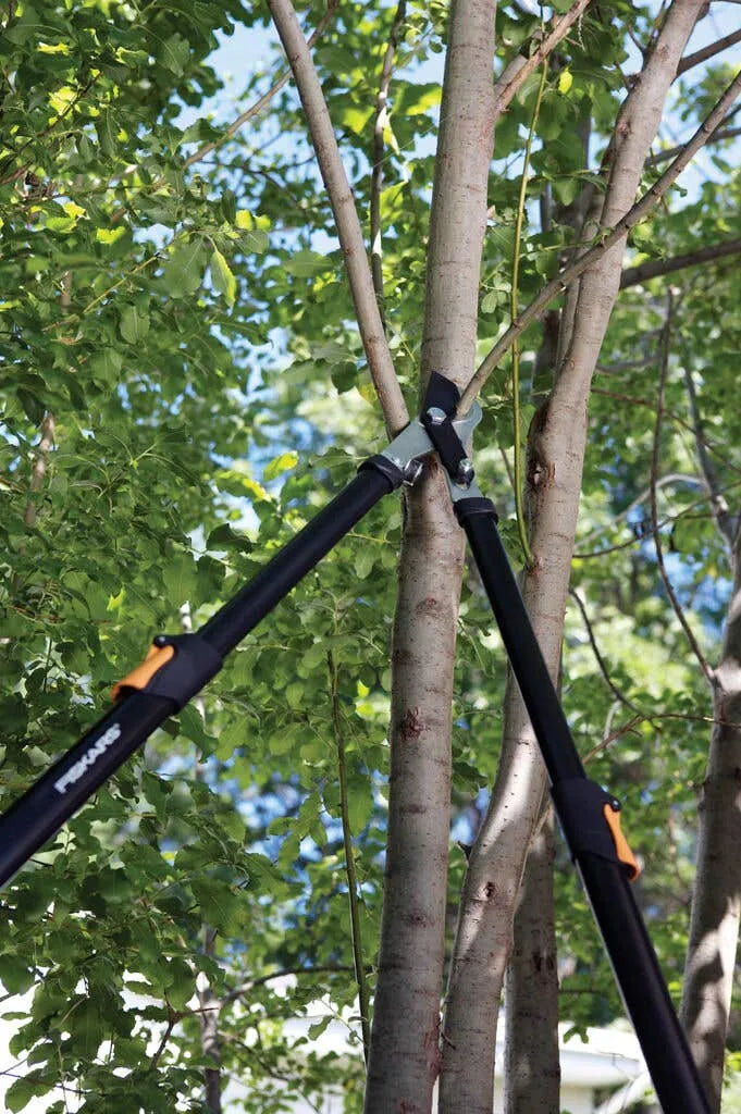 Fiskars Powerlever Telescopic Bypass Lopper