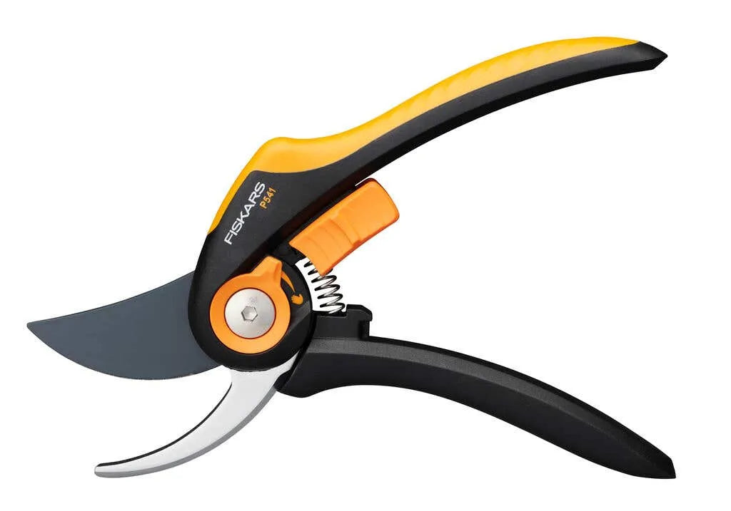 Fiskars Secateurs Bypass Smartfit P541