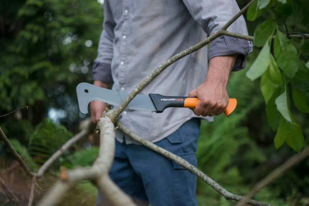 Fiskars Wood x pert Brush Hook x A3