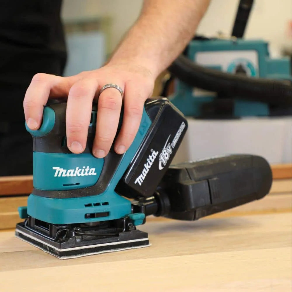 Makita 18V 1/4" Sheet Finishing Sander Skin DBO480Z