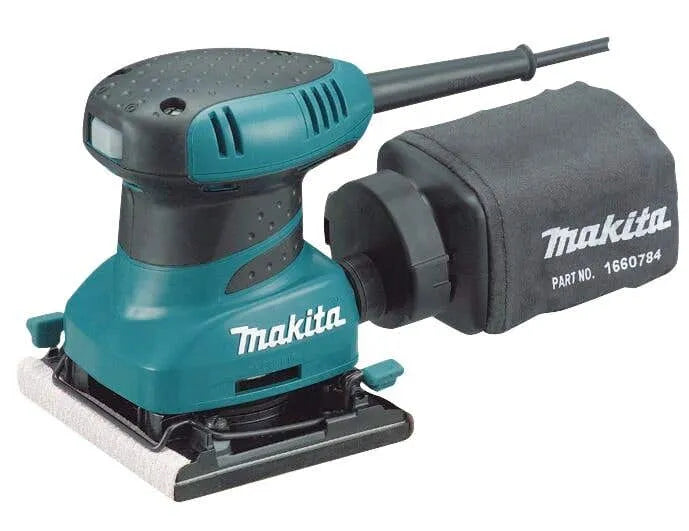 Makita 200W Finishing Sander 140mm BO4556K