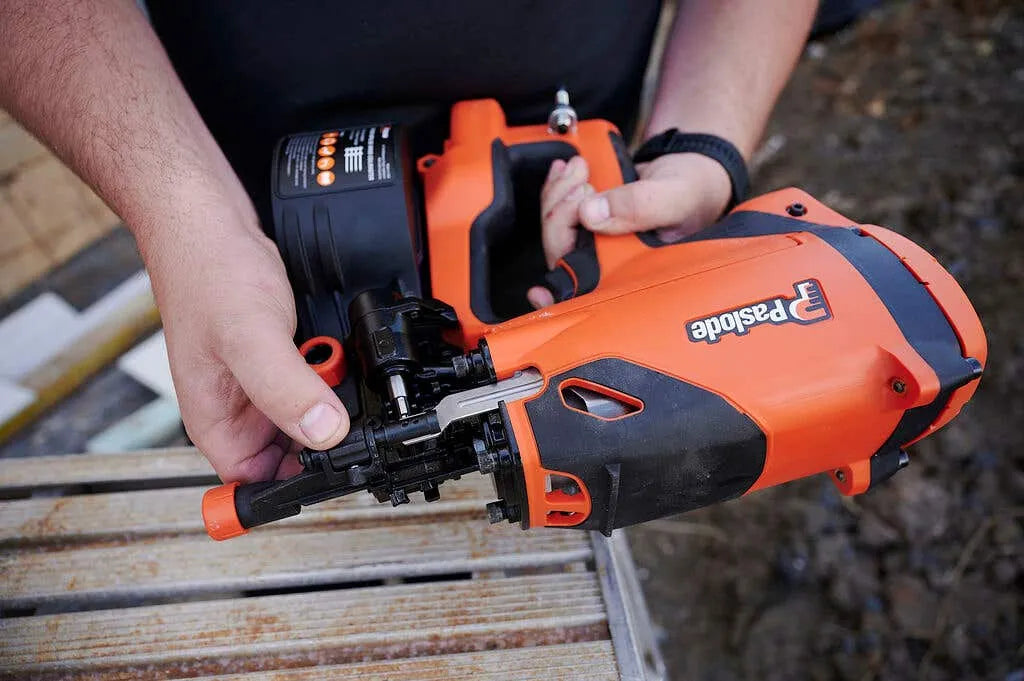 Paslode CoilMaster‚Ñ¢ Coil Nailer