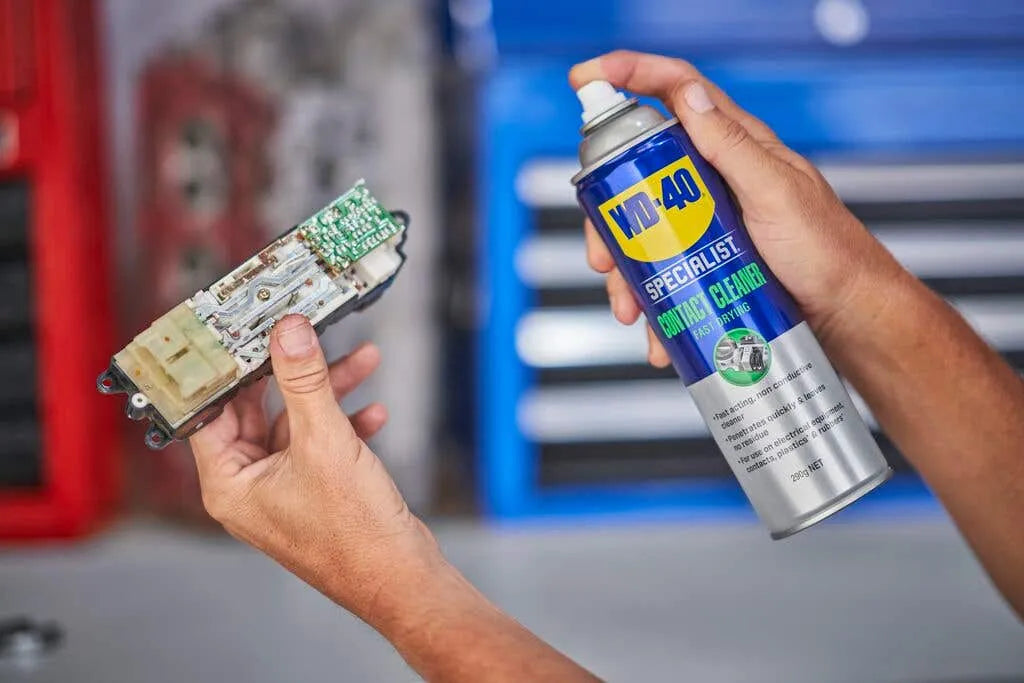 WD-40 Specialist Contact Cleaner 290g