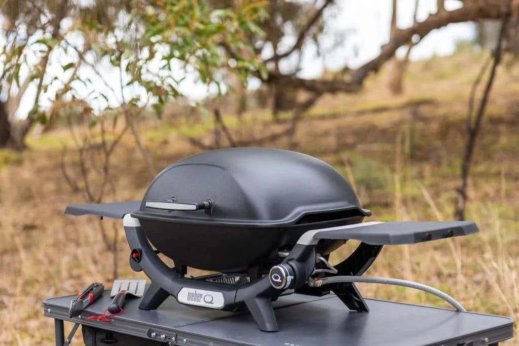 Weber Q2000N LPG BBQ Midnight Black