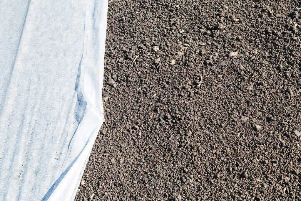 Weed Mat Geotextile Heavy Duty White 0.9m x 10m