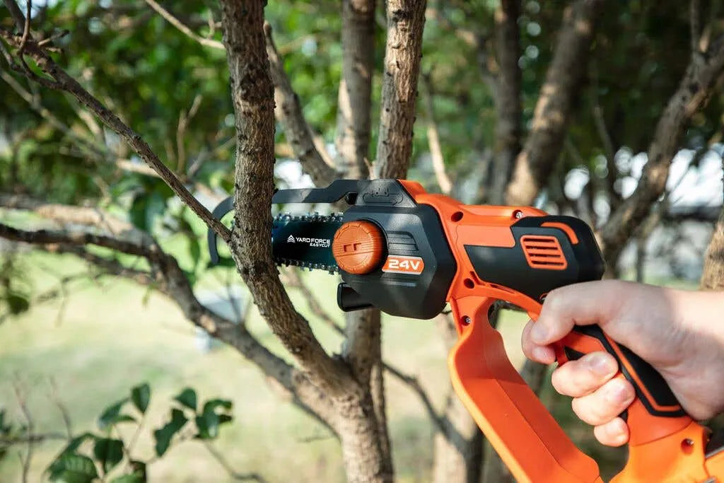 Yard Force 24V Mini Hand Saw Kit