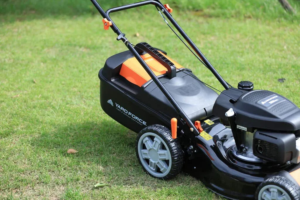 Yard Force Honda Engine Lawn Mower 18" 166cc
